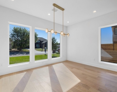 4806 Richmond Ave - Photo Thumbnail 4