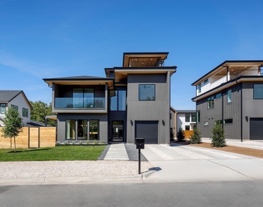 4806 Richmond Ave - Photo Thumbnail 1