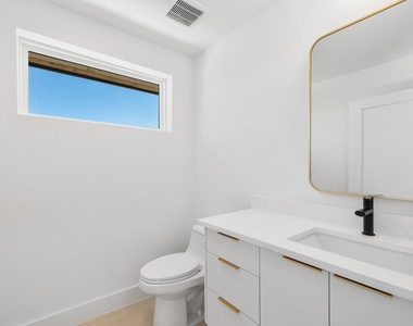 4806 Richmond Ave - Photo Thumbnail 19
