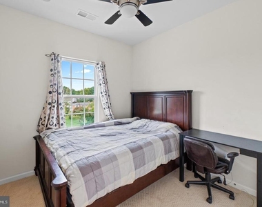 8056 Locust Mill Street - Photo Thumbnail 12