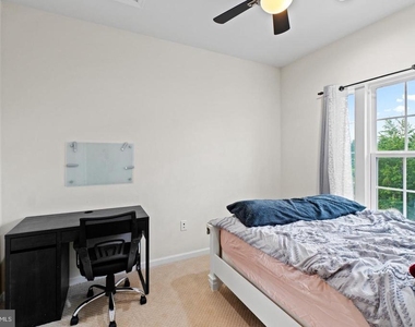 8056 Locust Mill Street - Photo Thumbnail 11