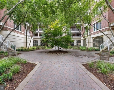 10205 Wincopin Circle - Photo Thumbnail 37