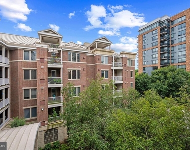 10205 Wincopin Circle - Photo Thumbnail 36