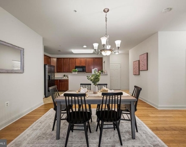 10205 Wincopin Circle - Photo Thumbnail 7