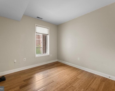 10205 Wincopin Circle - Photo Thumbnail 24