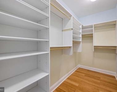 10205 Wincopin Circle - Photo Thumbnail 22