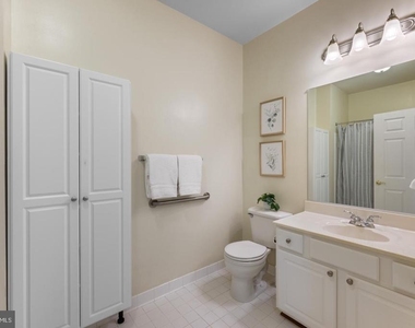 10205 Wincopin Circle - Photo Thumbnail 21