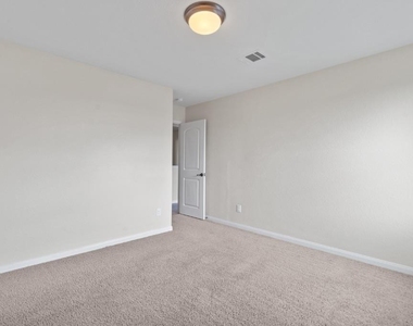 1445 Treeta Trl - Photo Thumbnail 23