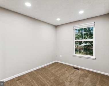 8345 Silver Trumpet Drive - Photo Thumbnail 12