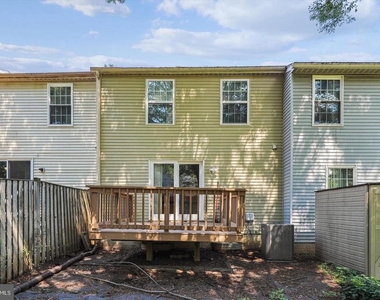 8345 Silver Trumpet Drive - Photo Thumbnail 18