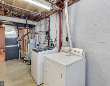 5769 Yellowrose Court - Photo Thumbnail 21