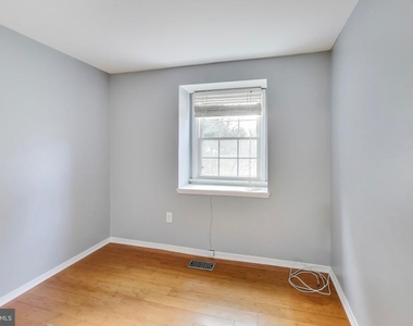 5769 Yellowrose Court - Photo Thumbnail 15