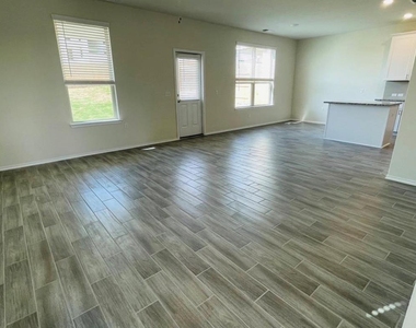 10208 Buckskin Horse Way - Photo Thumbnail 1