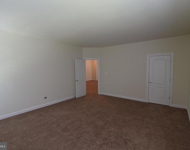 139 Hokeland Drive - Photo Thumbnail 42