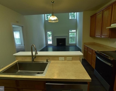 139 Hokeland Drive - Photo Thumbnail 13