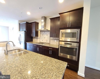 3605 Katherine Way - Photo Thumbnail 1