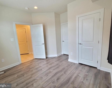 3605 Katherine Way - Photo Thumbnail 8