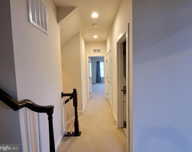 3605 Katherine Way - Photo Thumbnail 14