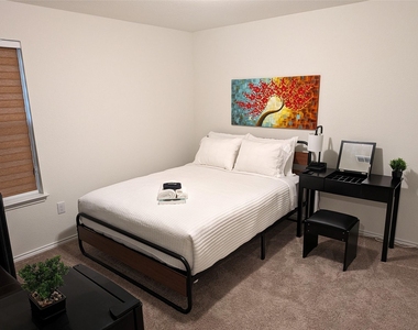 7702 Libretto Ln - Photo Thumbnail 30