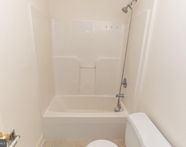 800 Travers Street - Photo Thumbnail 26