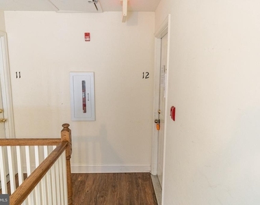 800 Travers Street - Photo Thumbnail 4