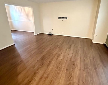 6203 Bighorn Court - Photo Thumbnail 2