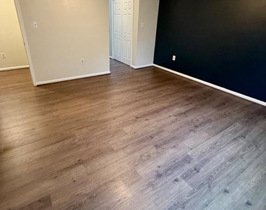 6203 Bighorn Court - Photo Thumbnail 11