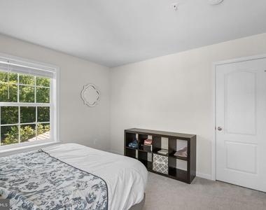 6640 Timber Ridge Lane - Photo Thumbnail 45