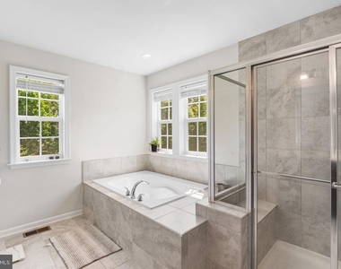 6640 Timber Ridge Lane - Photo Thumbnail 28