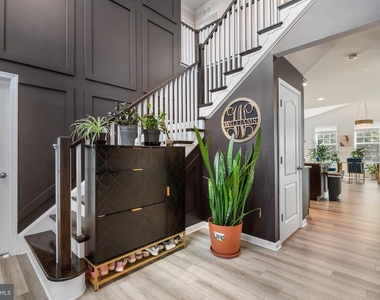 6640 Timber Ridge Lane - Photo Thumbnail 6