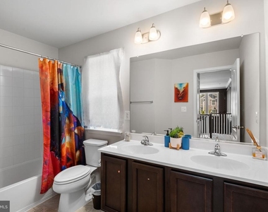 6640 Timber Ridge Lane - Photo Thumbnail 40