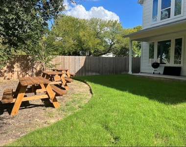 2604-2 Wheless Ln - Photo Thumbnail 13