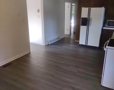 5090 Marbury Run Road - Photo Thumbnail 7