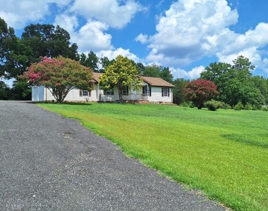 7108 Glen Albin Road - Photo Thumbnail 22