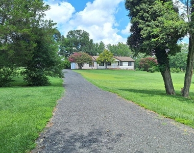 7108 Glen Albin Road - Photo Thumbnail 23