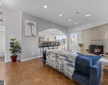 1626 Bayberry Road - Photo Thumbnail 5