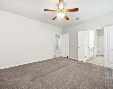 5916 Corrine Ln - Photo Thumbnail 13