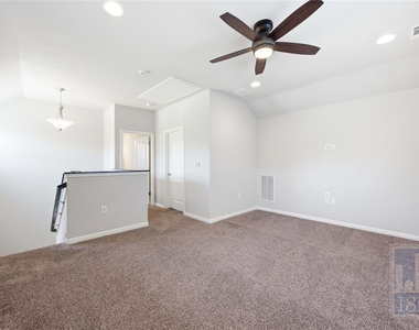 5916 Corrine Ln - Photo Thumbnail 10
