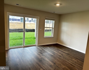 10 Merion Avenue - Photo Thumbnail 13