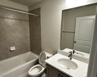 10 Merion Avenue - Photo Thumbnail 5