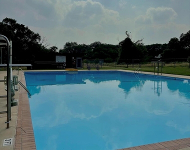 305 Darwin Pl - Photo Thumbnail 25