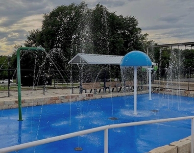 305 Darwin Pl - Photo Thumbnail 24