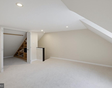 871 Oella Avenue - Photo Thumbnail 25