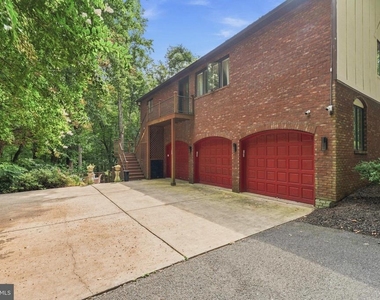 25 Highfield Court - Photo Thumbnail 1