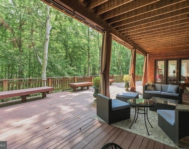 25 Highfield Court - Photo Thumbnail 19
