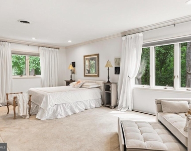 25 Highfield Court - Photo Thumbnail 9