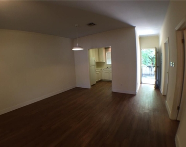 2100 San Gabriel St St - Photo Thumbnail 3
