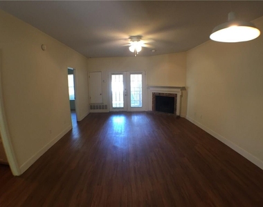 2100 San Gabriel St St - Photo Thumbnail 1