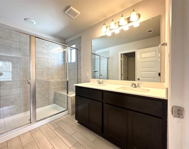 2724 Stone Branch Dr - Photo Thumbnail 19