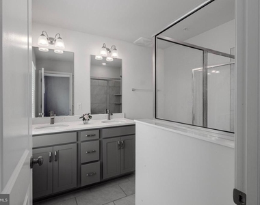 8372 Dieter Drive - Photo Thumbnail 38